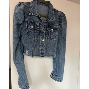 Cropped puff sleeve denim jacket